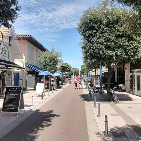 Vakantiehuis La Cheneraie 10 Personnes Andernos-les-Bains